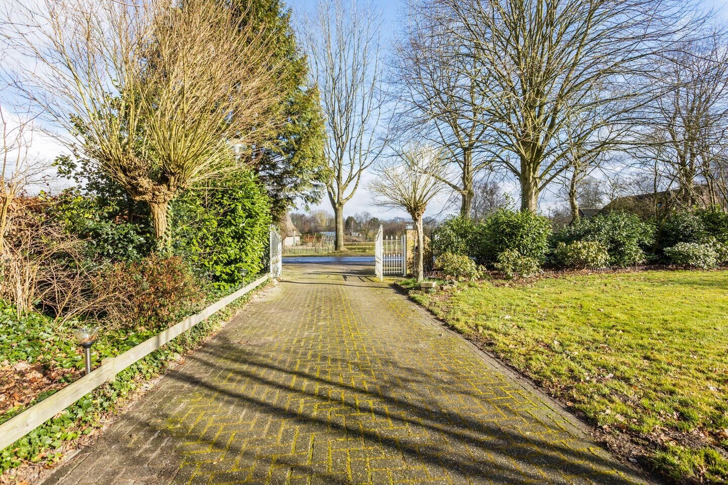 Vrijstaande woning te koop: Oosteinde 14, Hijken