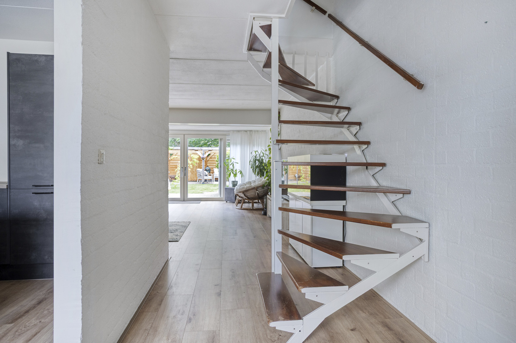 Tussenwoning te koop: Rozenstraat 22, Bovensmilde