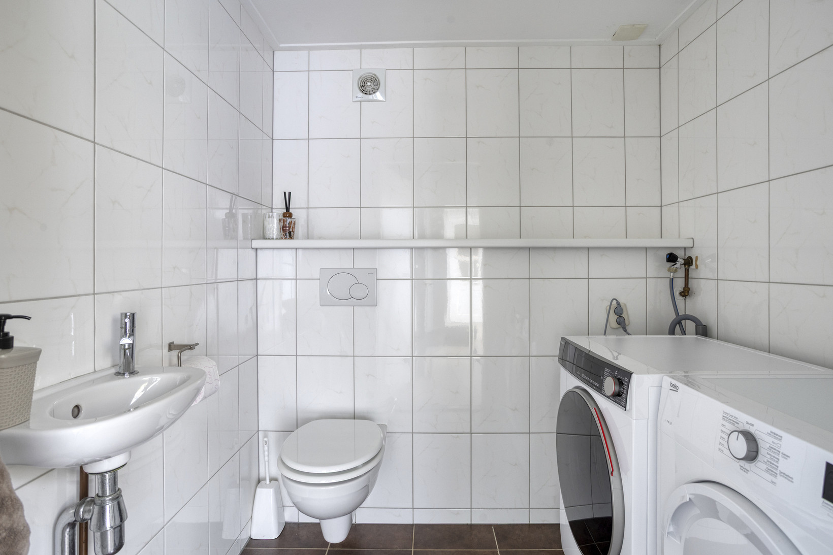 Tussenwoning te koop: Rozenstraat 22, Bovensmilde