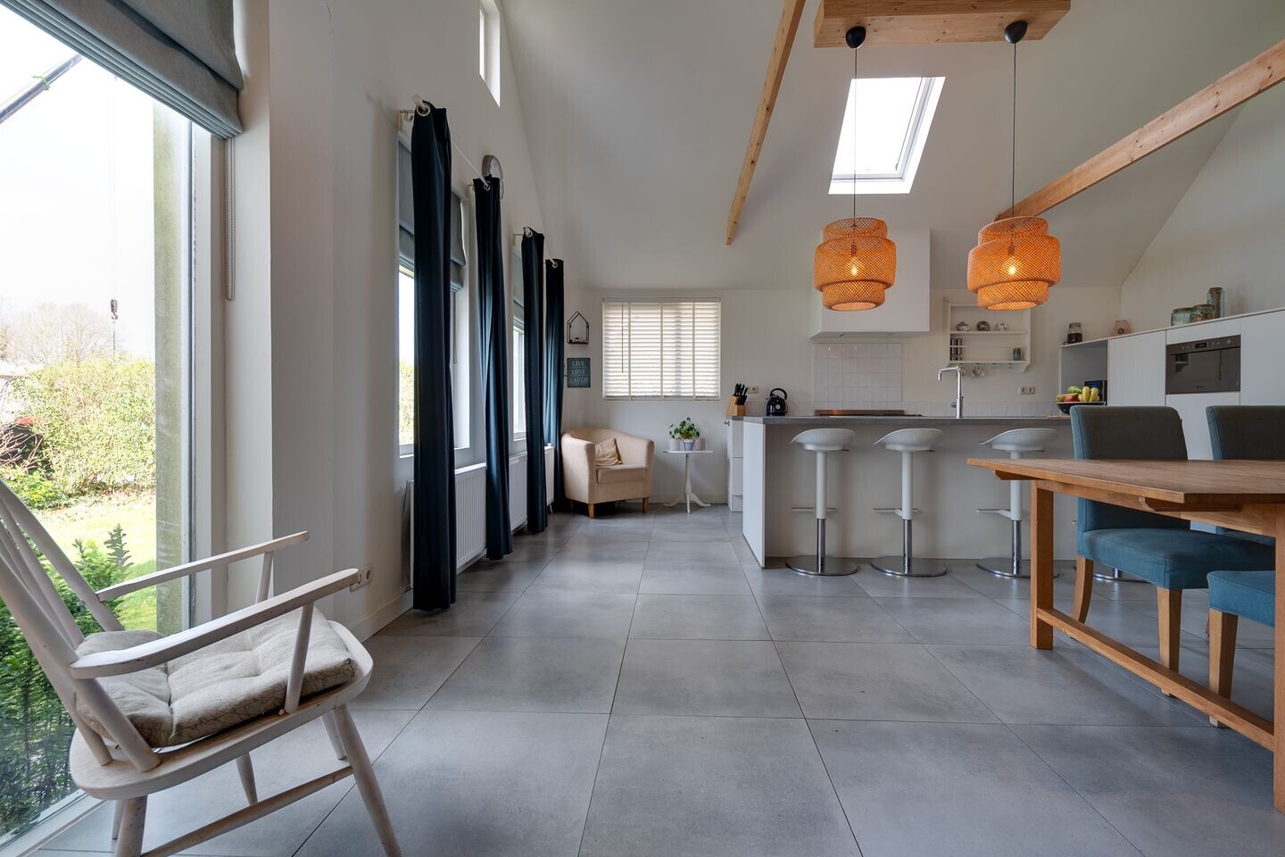 Vrijstaande woning te koop: Hoofdweg 234, Bovensmilde