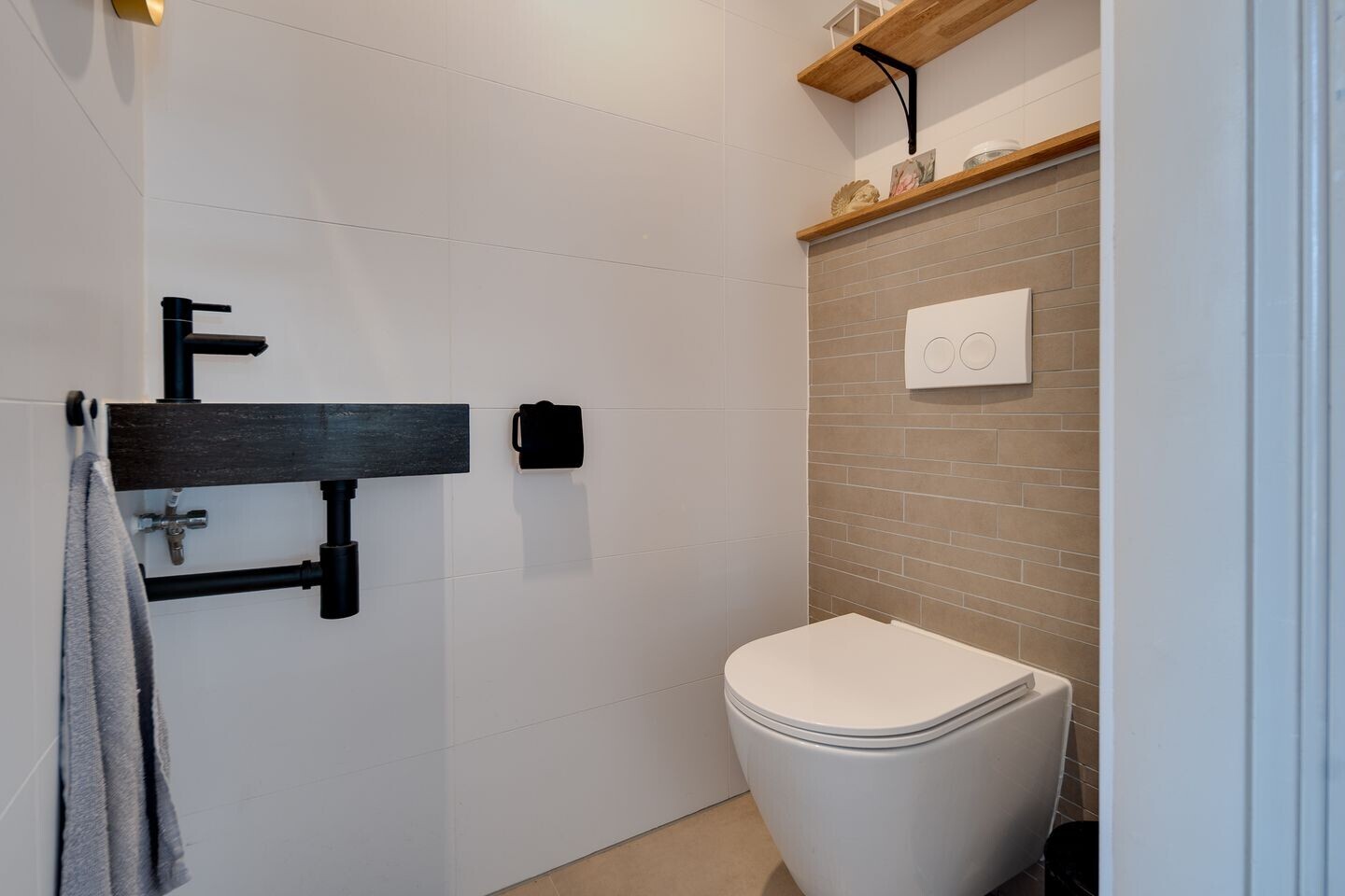 Vrijstaande woning te koop: Hoofdweg 234, Bovensmilde