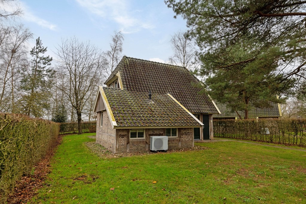 Vrijstaande woning te koop: Mr. J.B. Kanweg 3-136, Witteveen