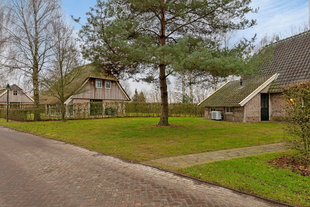 Vrijstaande woning te koop: Mr. J.B. Kanweg 3-136, Witteveen