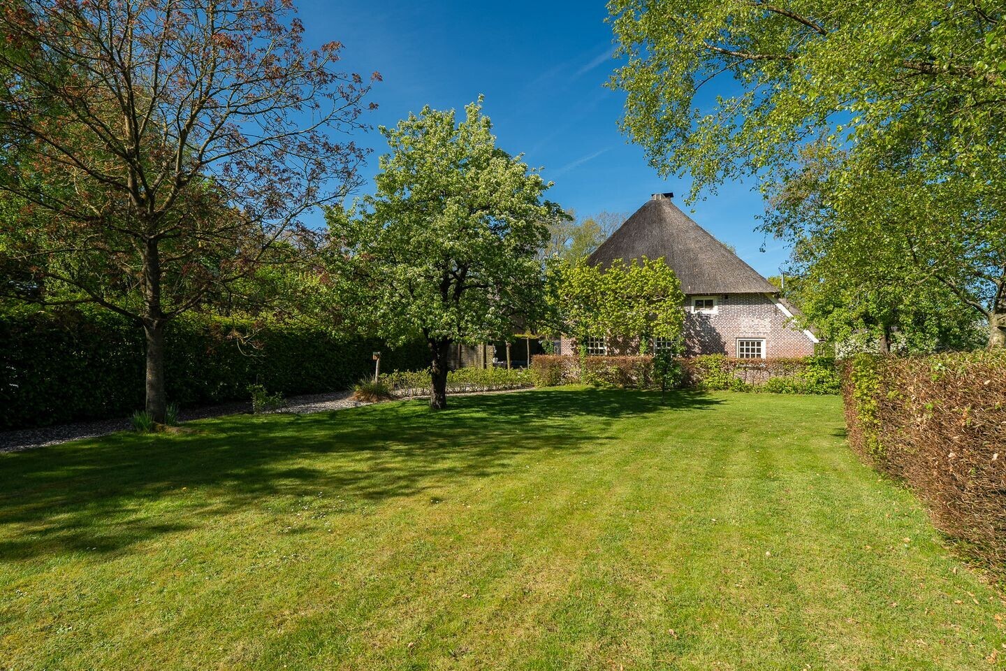 Vrijstaande woning te koop: Hoofdstraat 17, Ekehaar