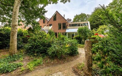 Middenweg 107