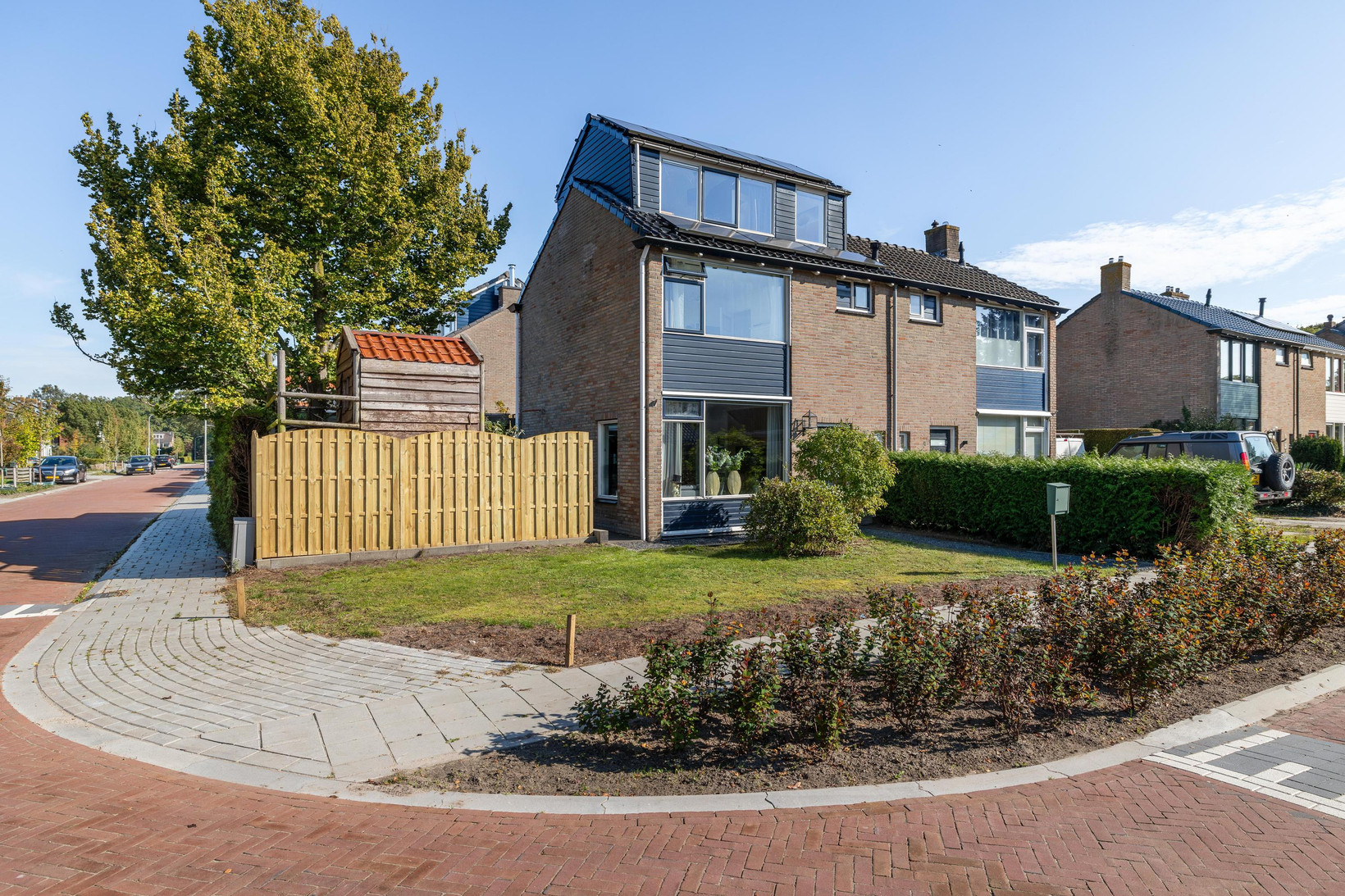 Twee-onder-één-kap te koop: Kastanjelaan 2A, Zuidlaren