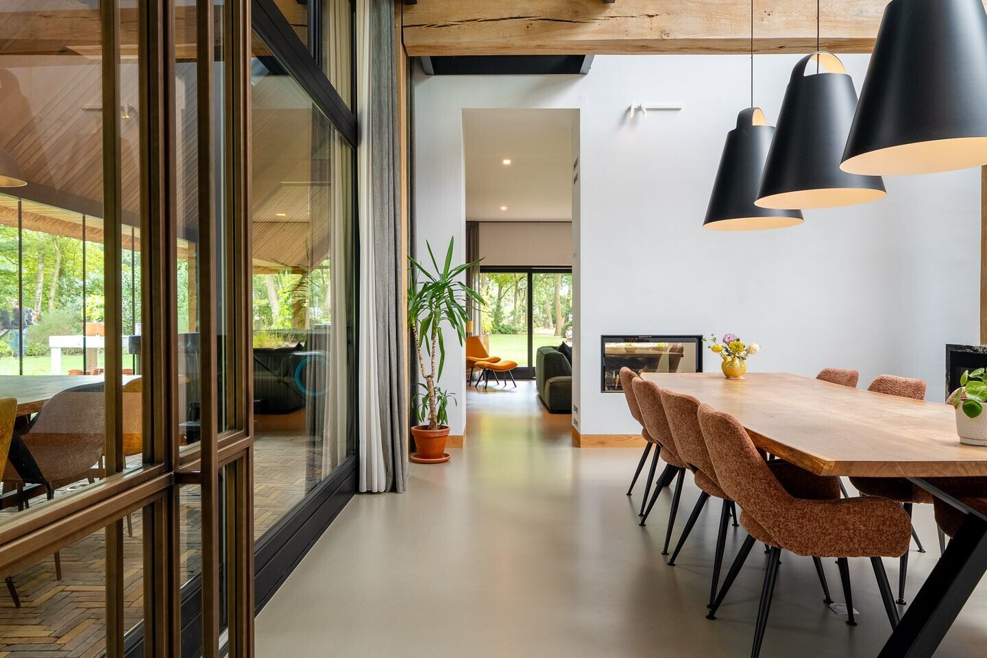 Vrijstaande woning te koop: Dorpsstraat 28, Zuidlaarderveen