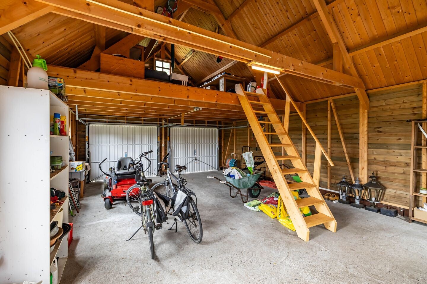 Vrijstaande woning te koop: Groningerstraat 25, Midlaren