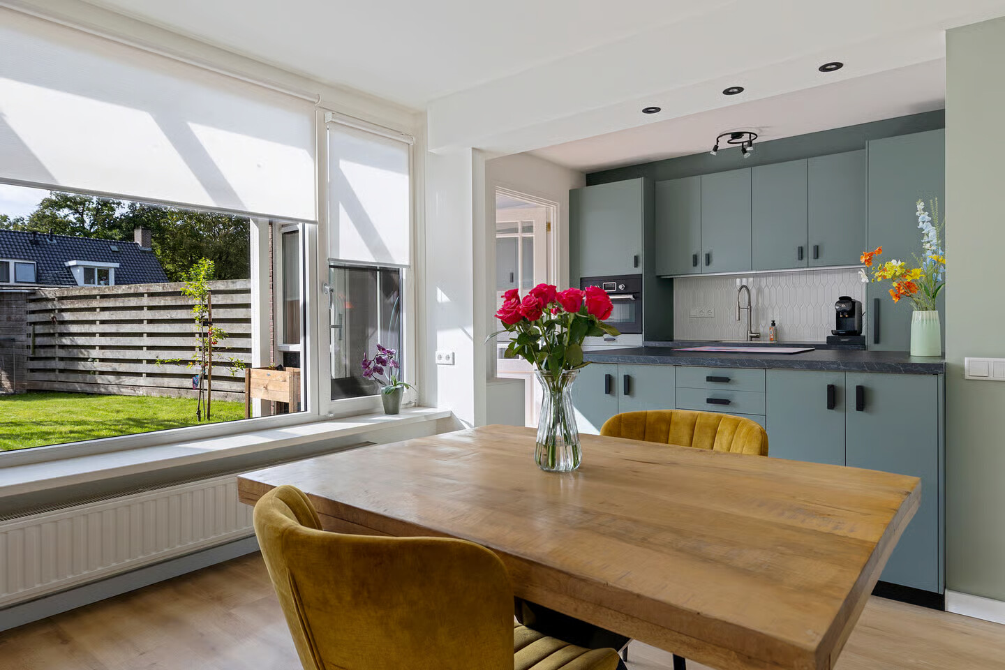 Tussenwoning te koop: Wielewaalstraat 5, Vries