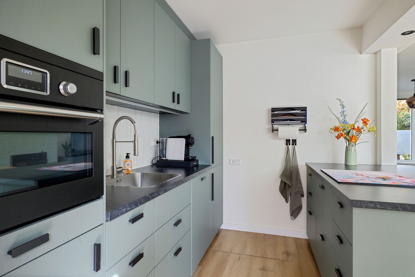 Tussenwoning te koop: Wielewaalstraat 5, Vries