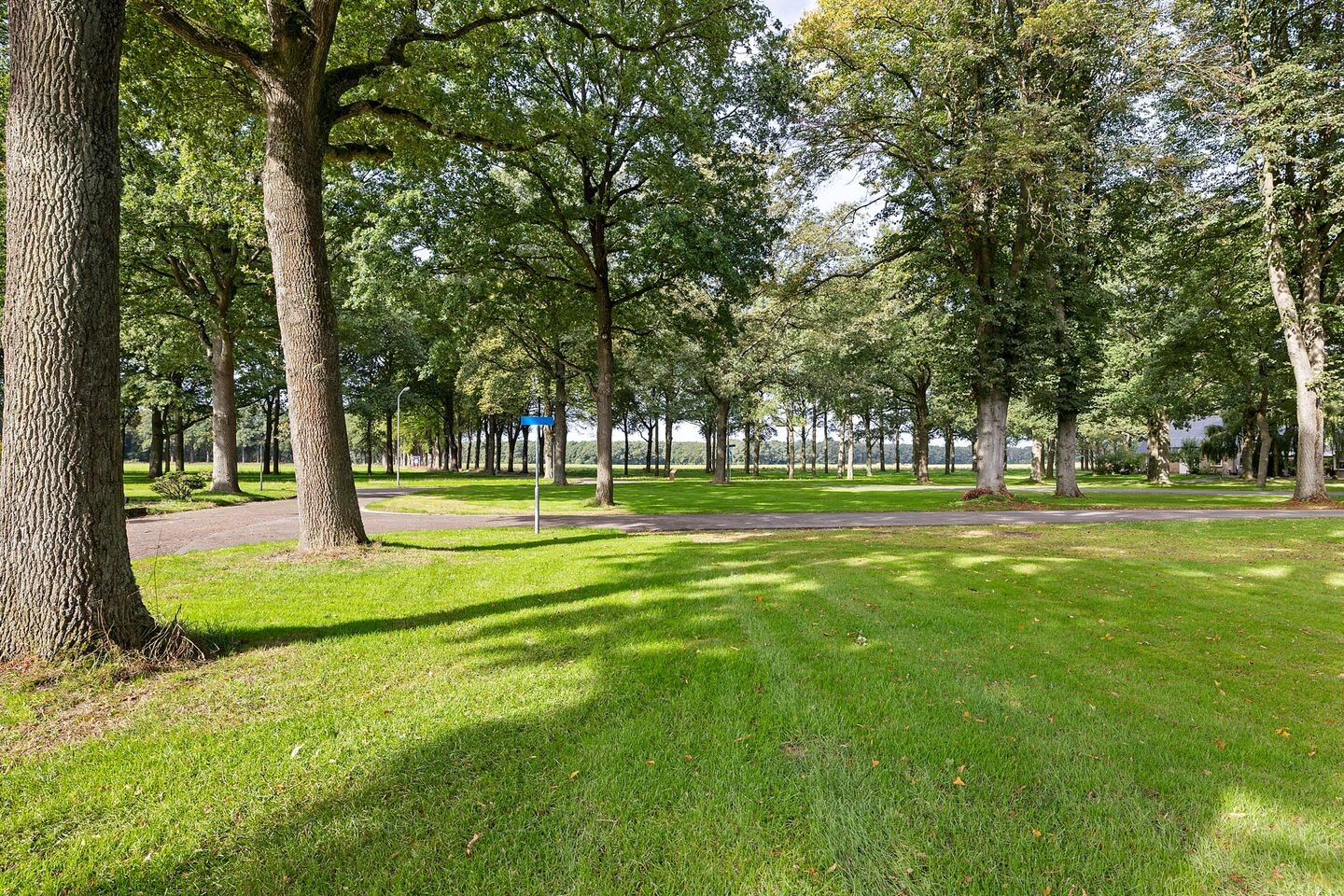 Tussenwoning te koop: Wielewaalstraat 5, Vries