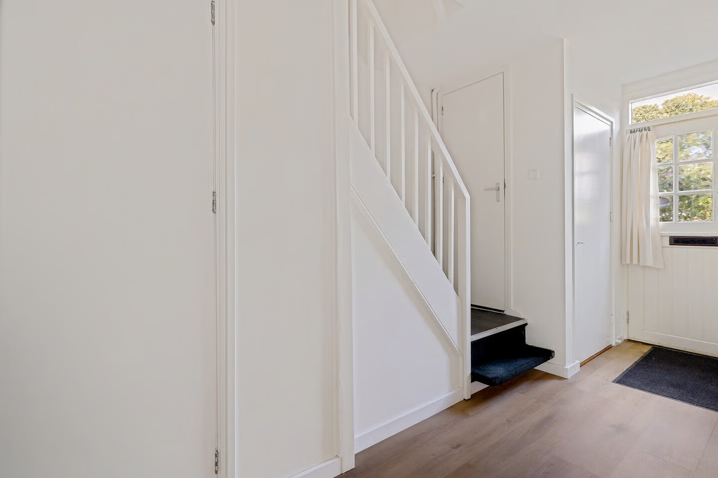 Tussenwoning te koop: Wielewaalstraat 5, Vries