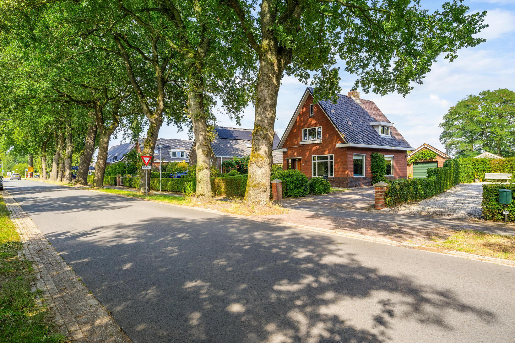 Vrijstaande woning te koop: Stationsstraat 3, Tynaarlo