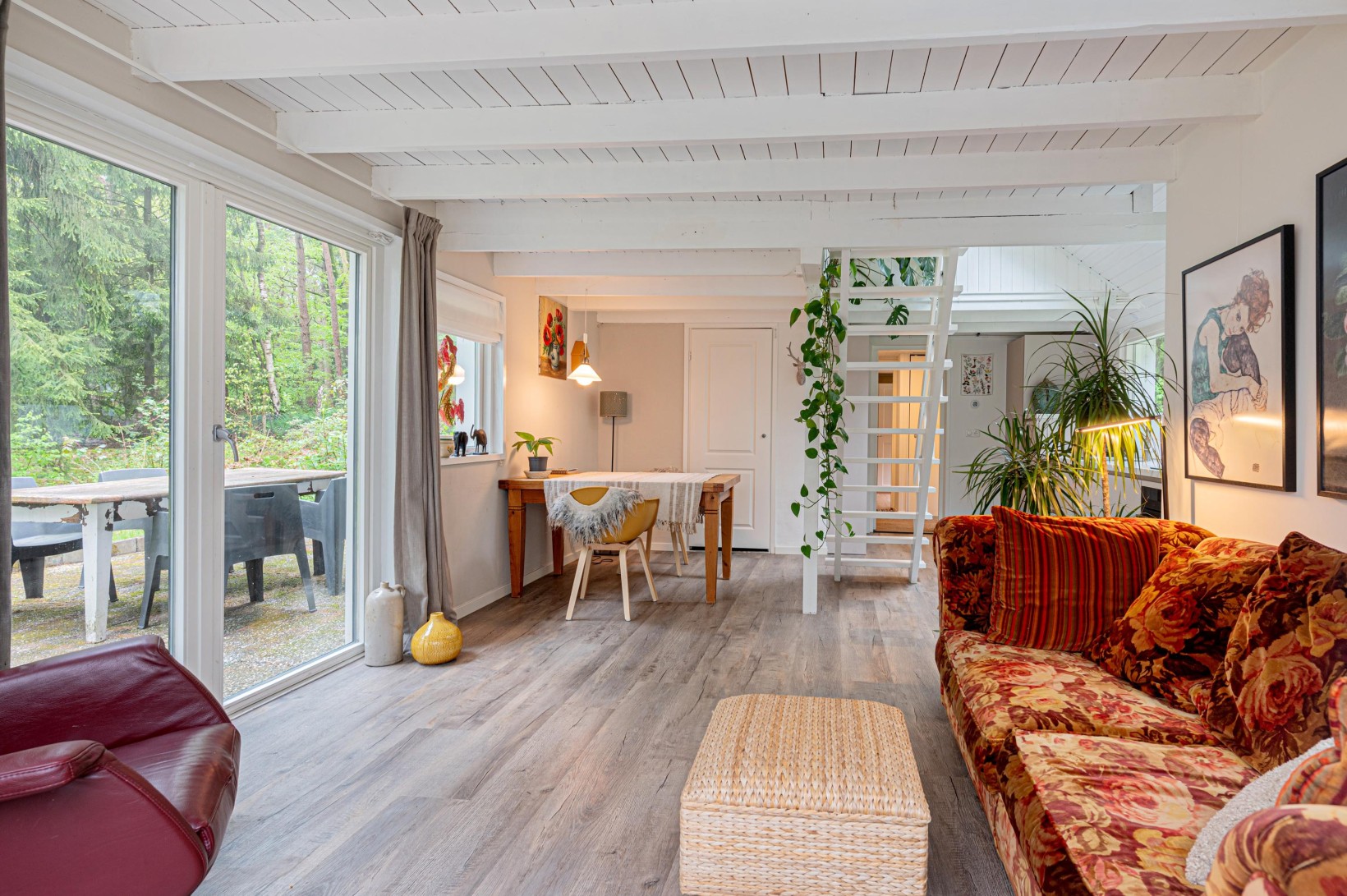 Vrijstaande woning te koop: Zandrivier 8, Zeegse