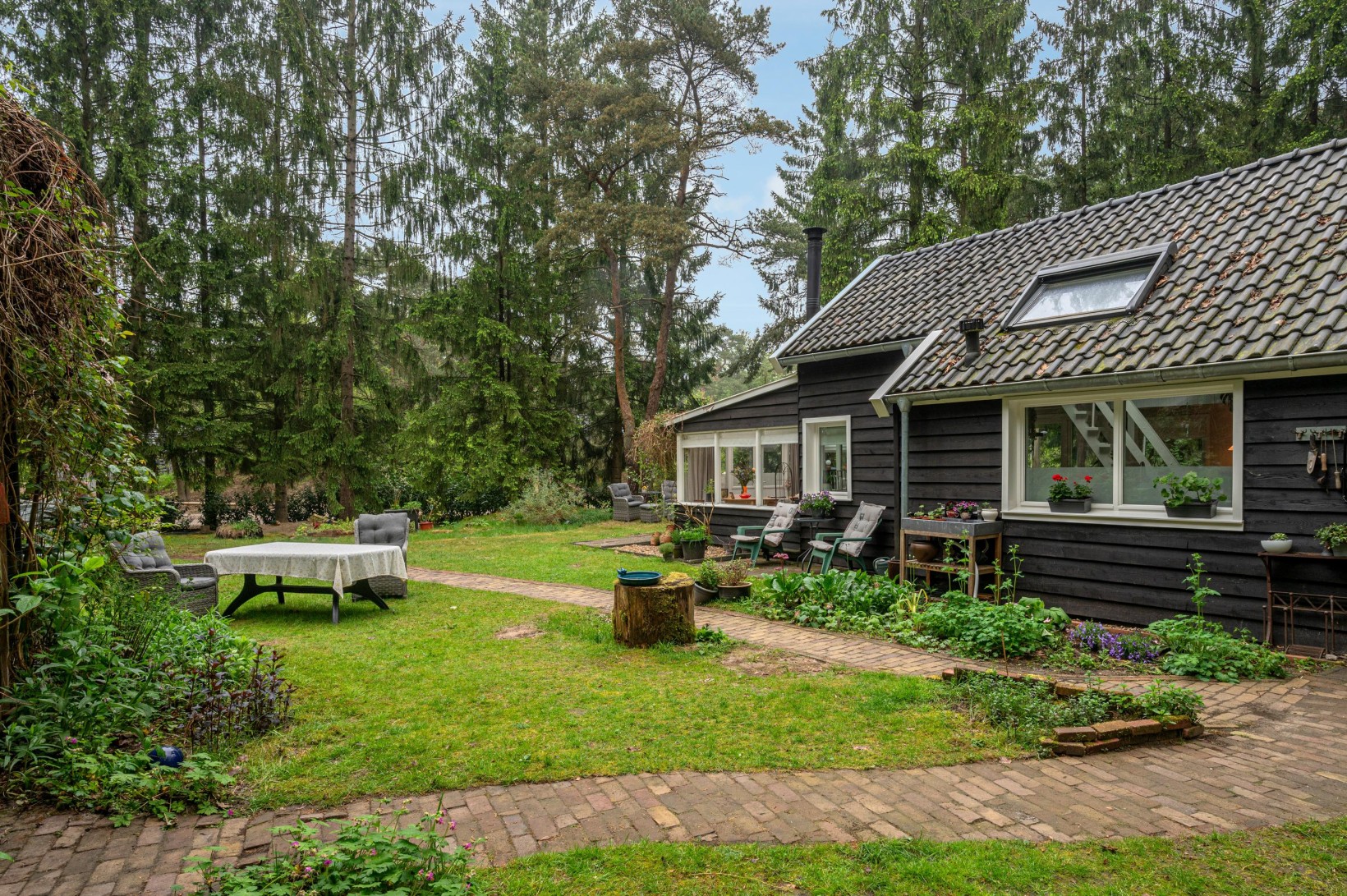 Vrijstaande woning te koop: Zandrivier 8, Zeegse