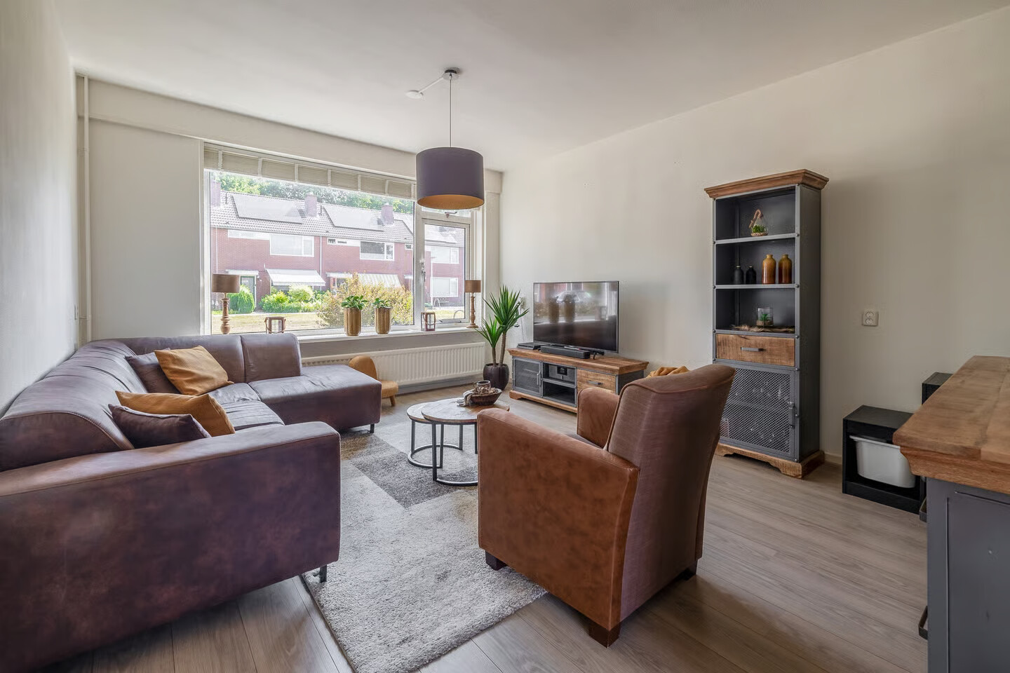Tussenwoning te koop: Iepenlaan 53, Stadskanaal