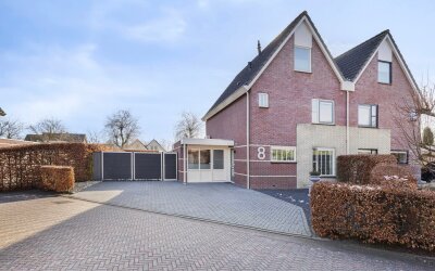 Middenbolder 8