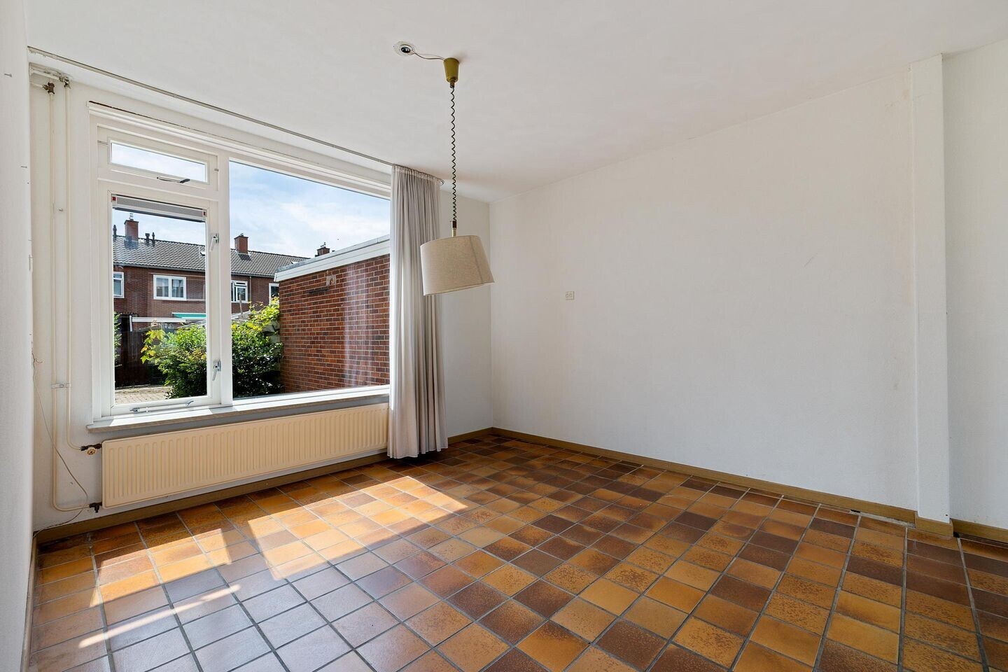 Tussenwoning te koop: Dintellaan 10, Stadskanaal
