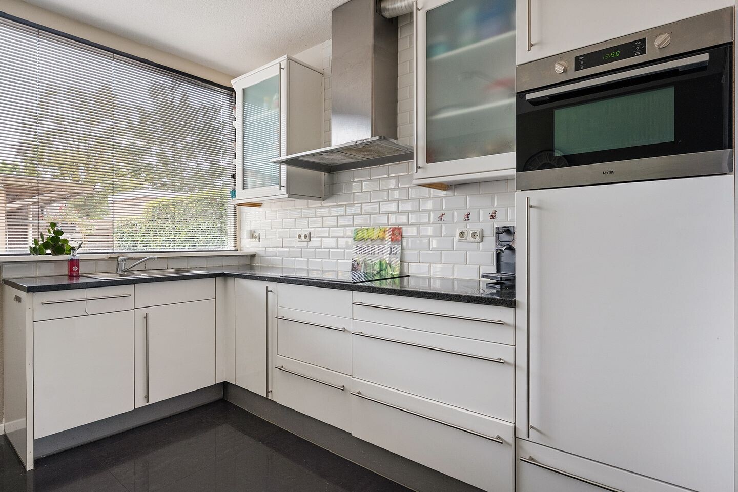 Tussenwoning te koop: Ahornhage 18, Stadskanaal