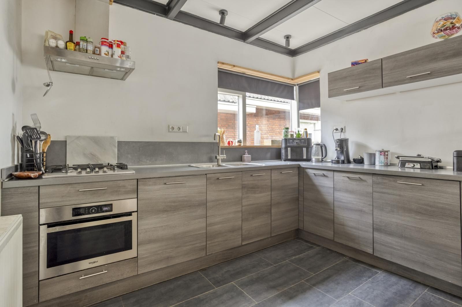 Vrijstaande woning te koop: H.J. Kniggekade 95, Stadskanaal