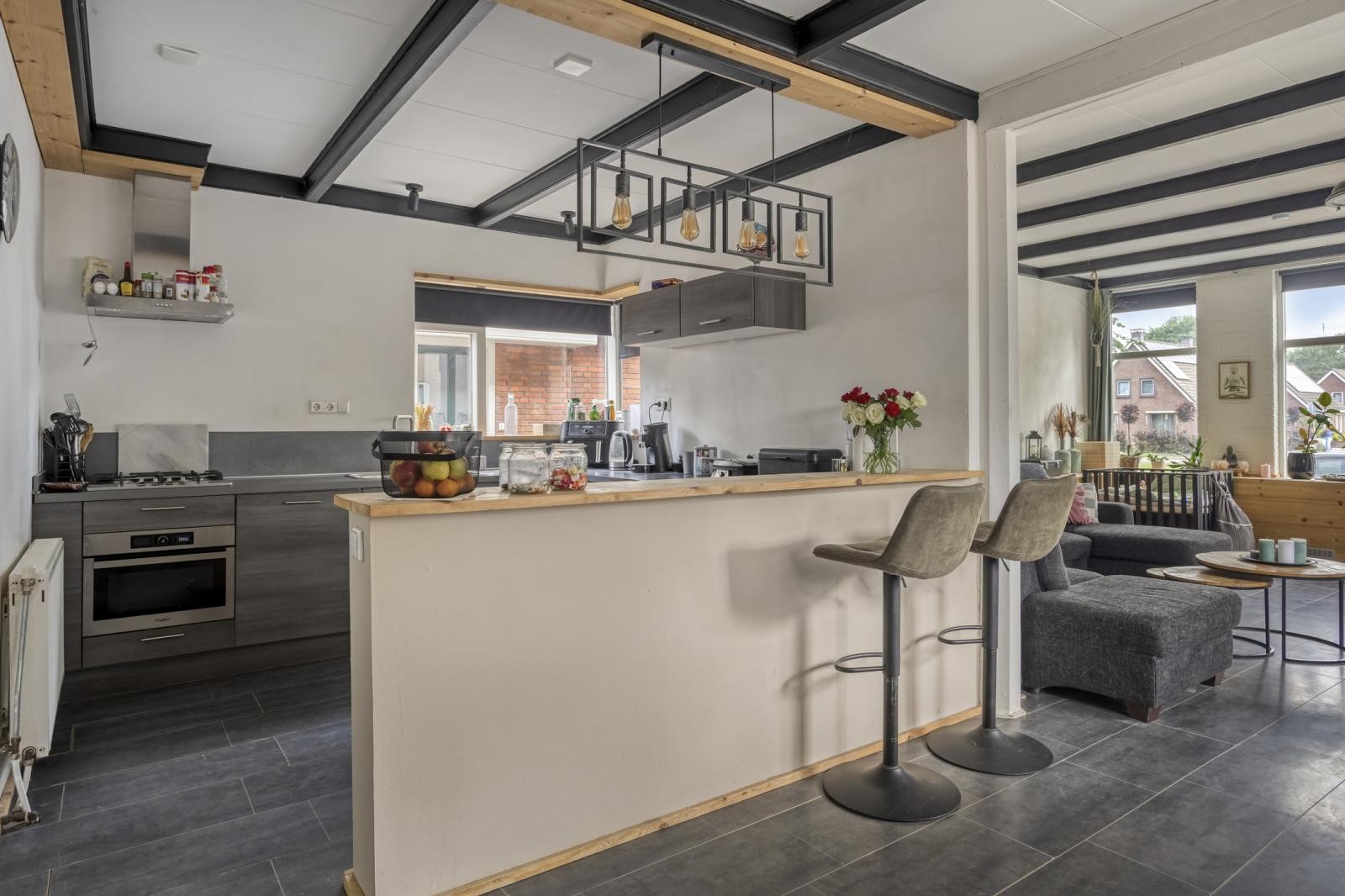 Vrijstaande woning te koop: H.J. Kniggekade 95, Stadskanaal