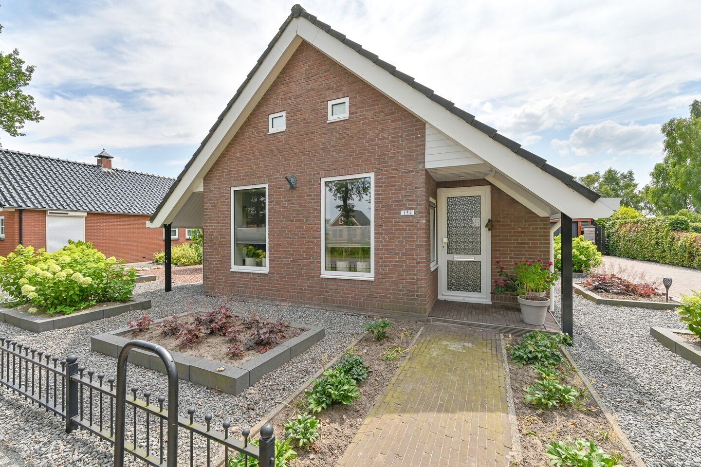 Vrijstaande woning te koop: Markeweg 154, Ter Apel