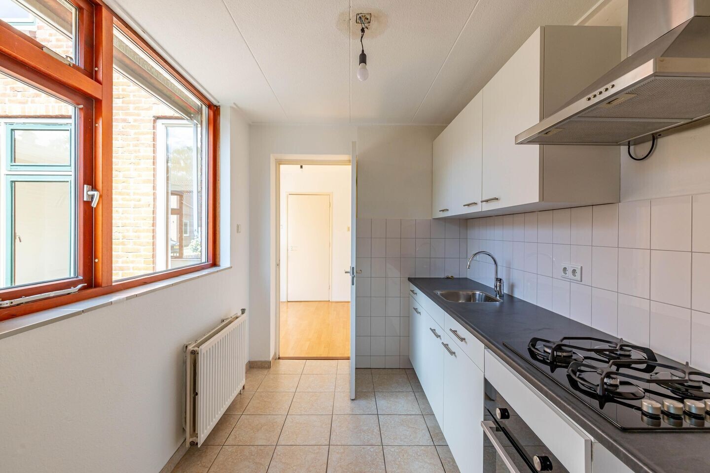 Tussenwoning te koop: van Noortstraat 7, Hoogezand