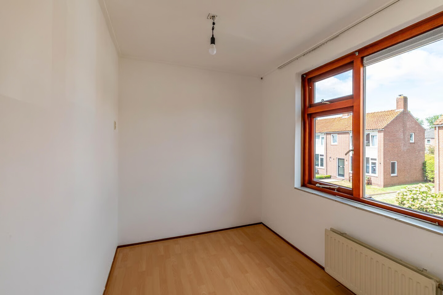 Tussenwoning te koop: van Noortstraat 7, Hoogezand