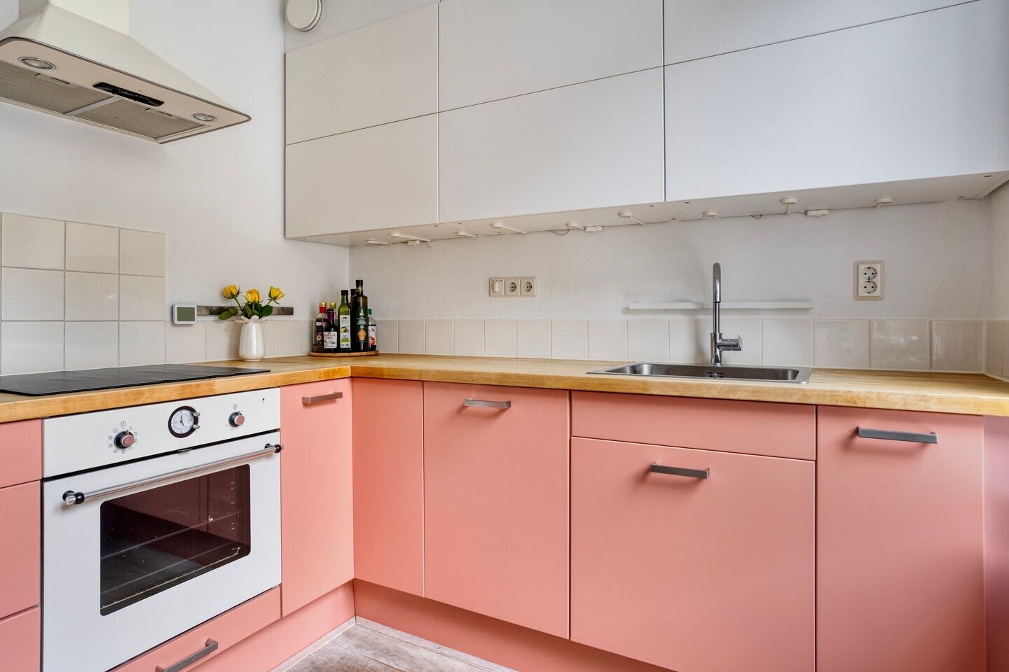 Hoekwoning te koop: Cartonbaan 17, Hoogezand