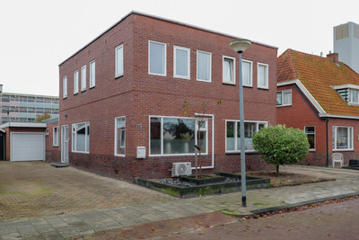 Sportterrei. 12