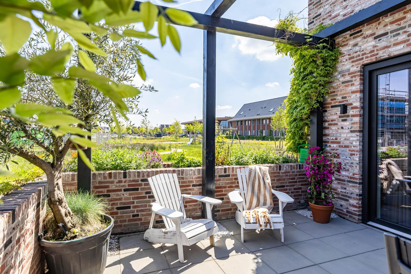 Twee-onder-één-kap te koop: Texelaar 9C, Meerstad