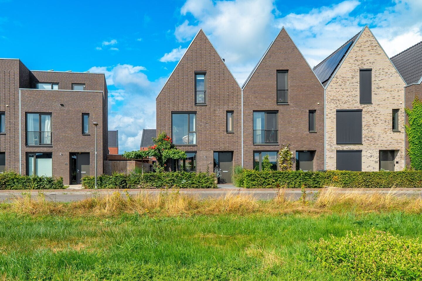 Hoekwoning te koop: Vossenburglaan 163, Meerstad