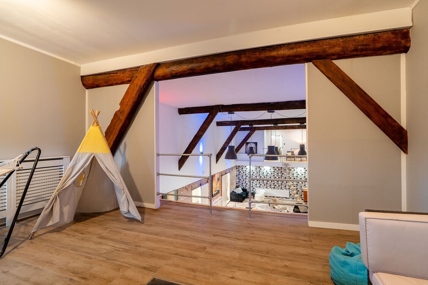 Vrijstaande woning te koop: Hoofdweg 52, Kolham