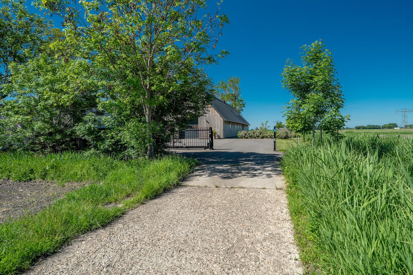 Vrijstaande woning te koop: Meerweg 51, Overschild