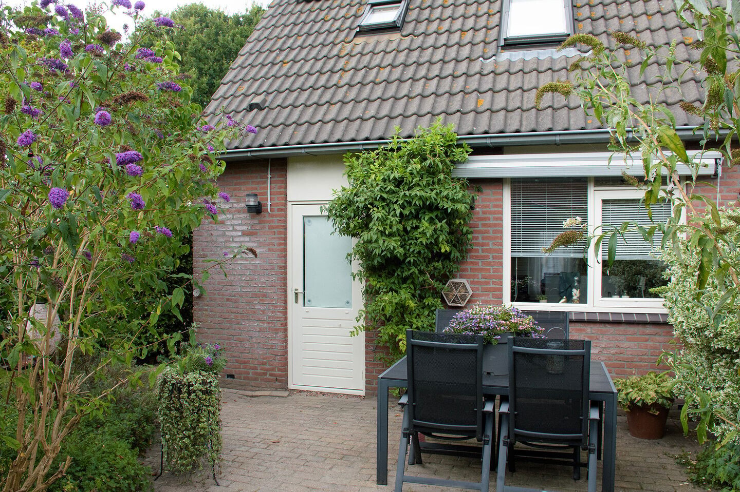 Twee-onder-één-kap te koop: Boslaan 22, Zuidbroek