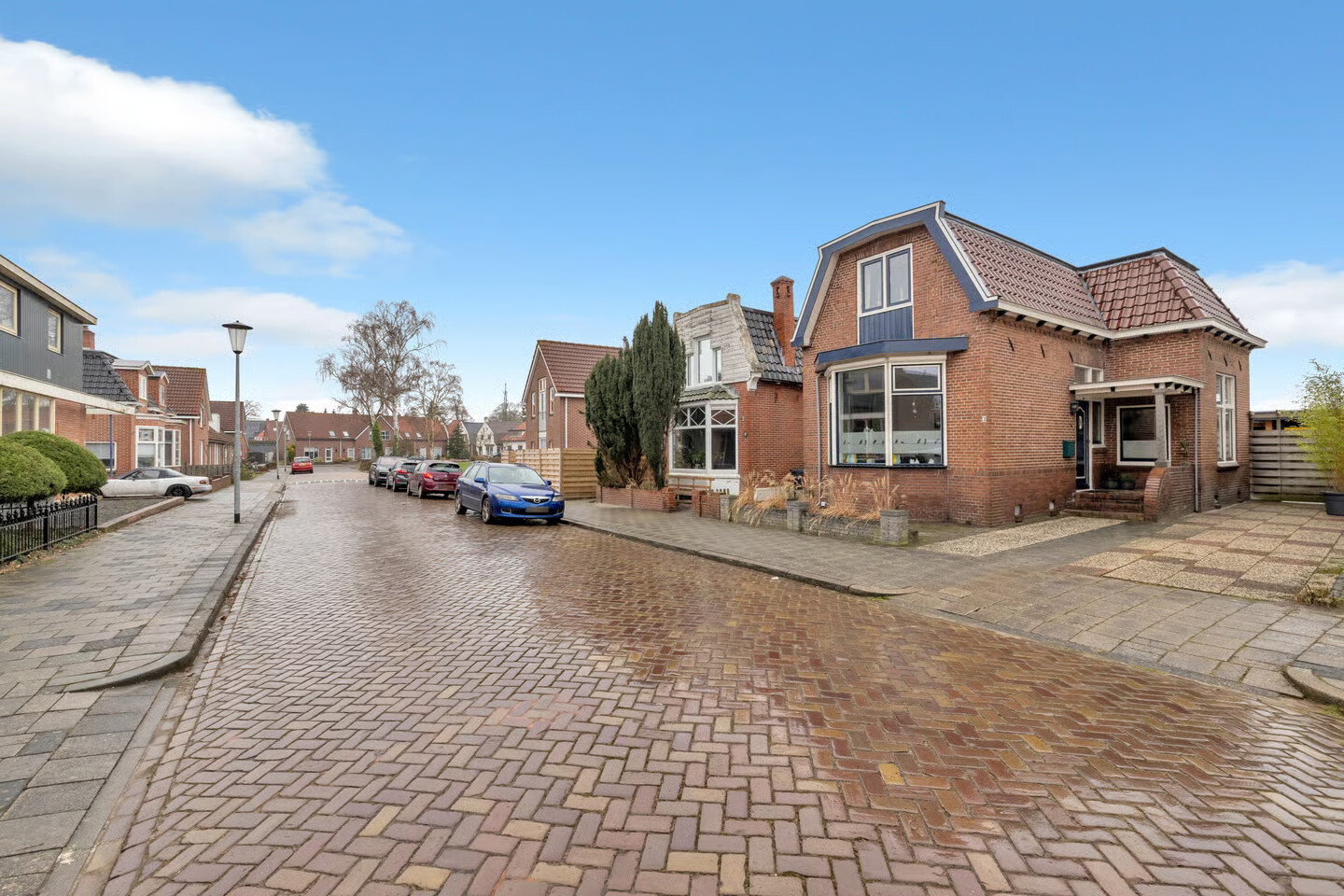 Vrijstaande woning te koop: Adriaan Geertsplein 3, Veendam