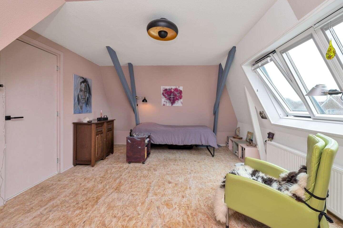 Vrijstaande woning te koop: Adriaan Geertsplein 3, Veendam