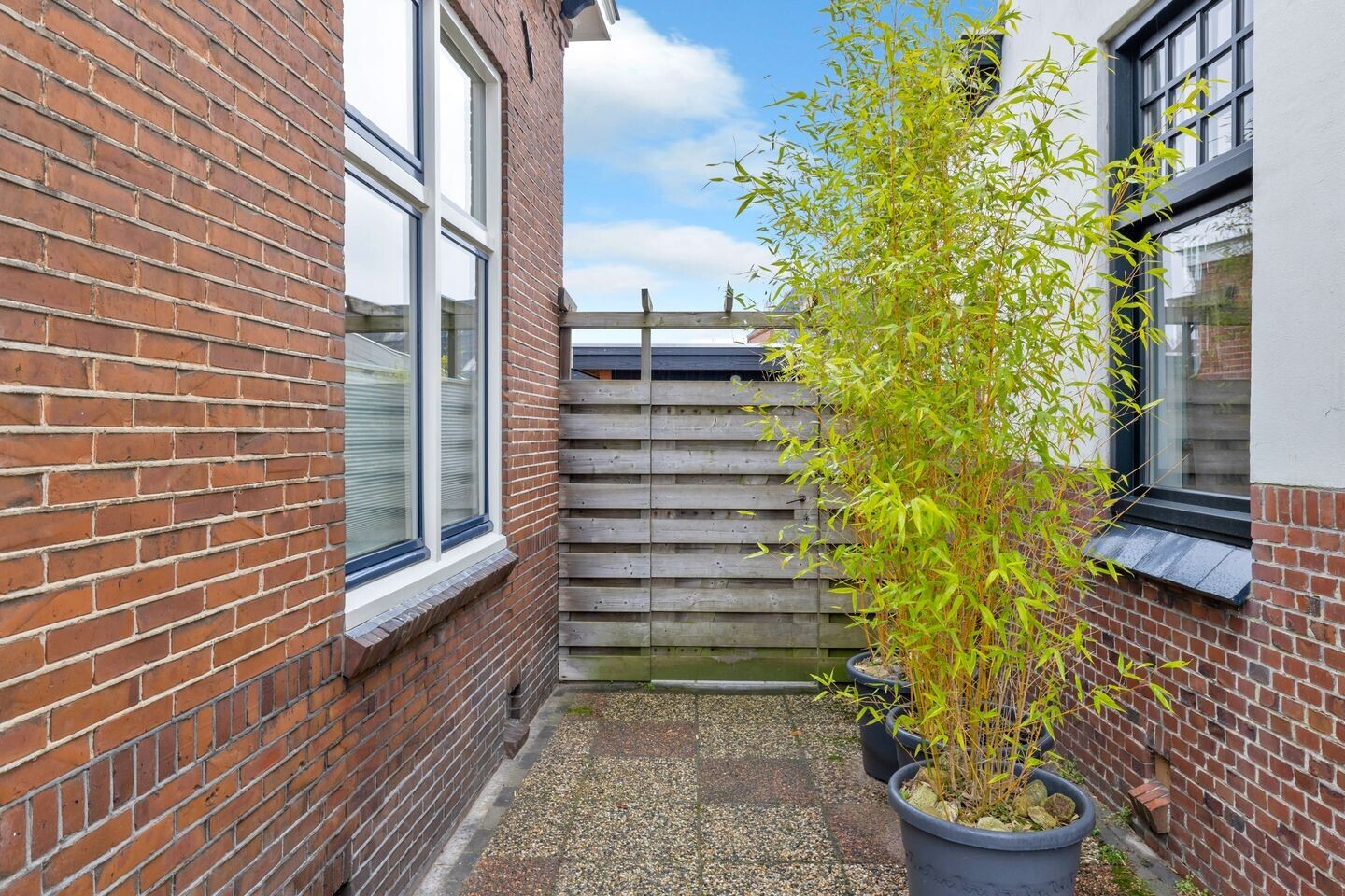 Vrijstaande woning te koop: Adriaan Geertsplein 3, Veendam