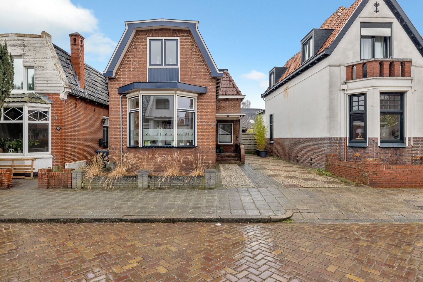 Vrijstaande woning te koop: Adriaan Geertsplein 3, Veendam