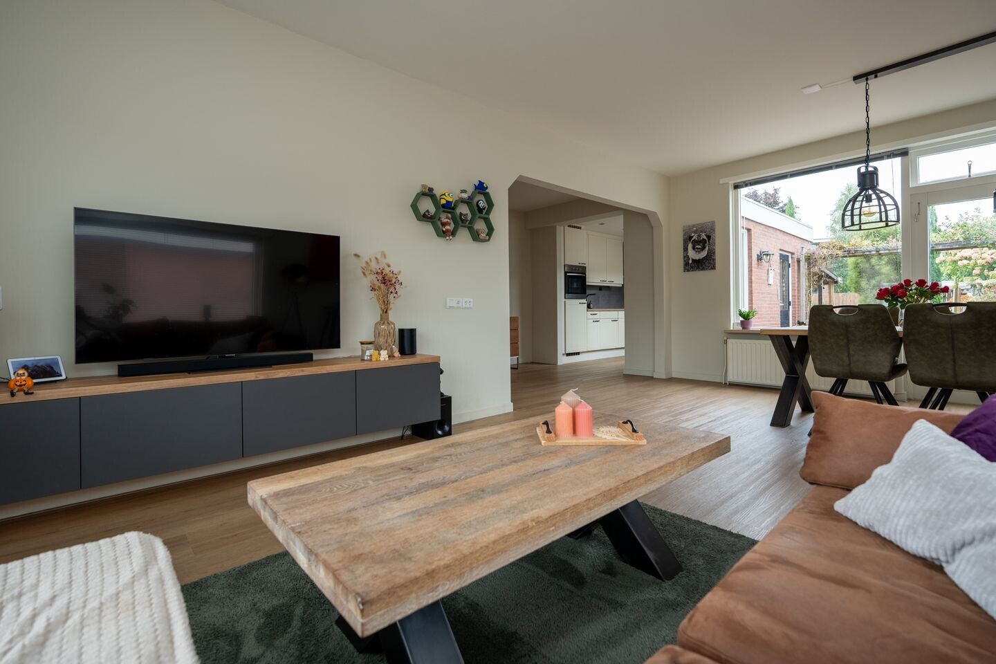 Hoekwoning te koop: Oude Bos 18, Veendam