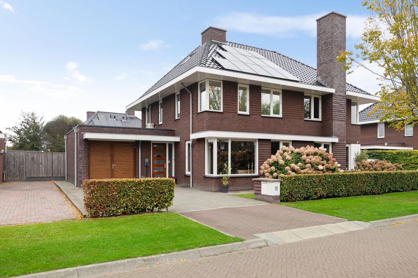 Twee-onder-één-kap te koop: Stationspark 16, Veendam