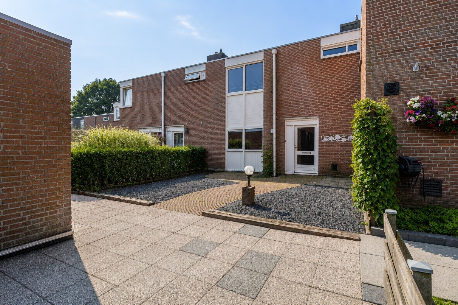 Tussenwoning te koop: Drenthelaan 72, Veendam