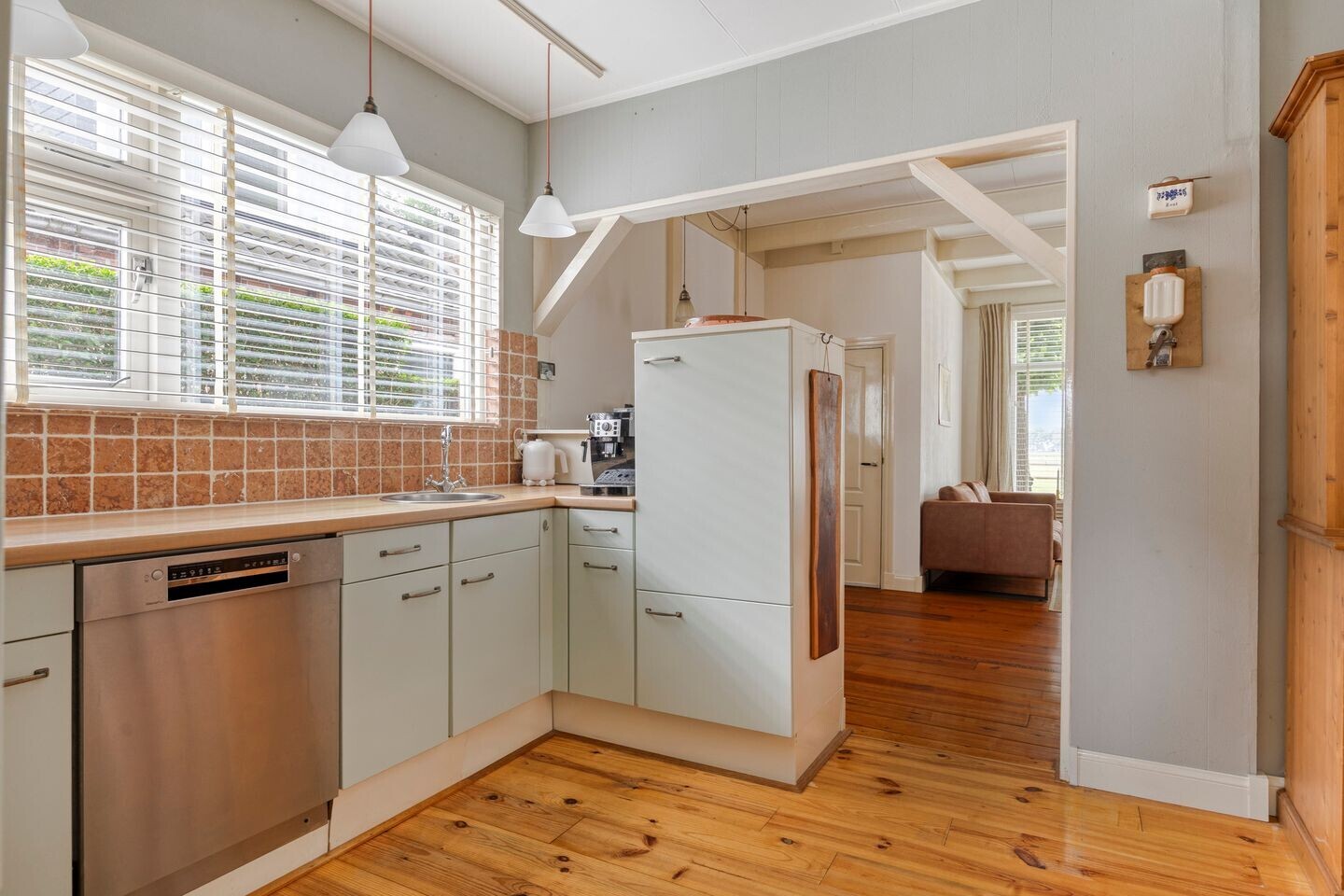 Vrijstaande woning te koop: Ommelanderwijk 299, Veendam
