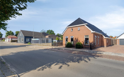 Middenweg 4