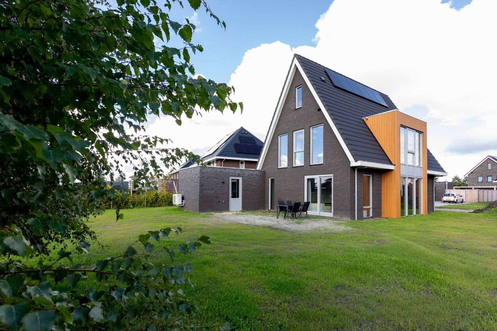 Vrijstaande woning te koop: Van der Veldelaan 10, Veendam