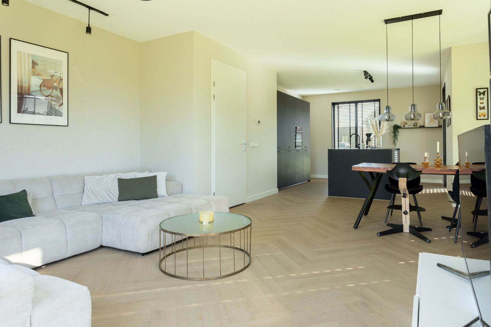 Vrijstaande woning te koop: Van der Veldelaan 10, Veendam