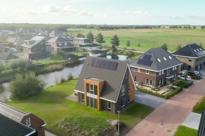 Van der Veldelaan 10