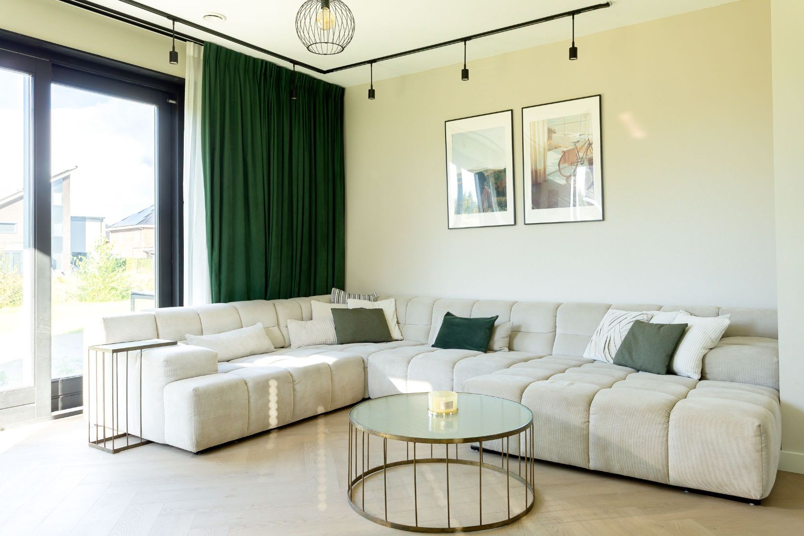 Vrijstaande woning te koop: Van der Veldelaan 10, Veendam