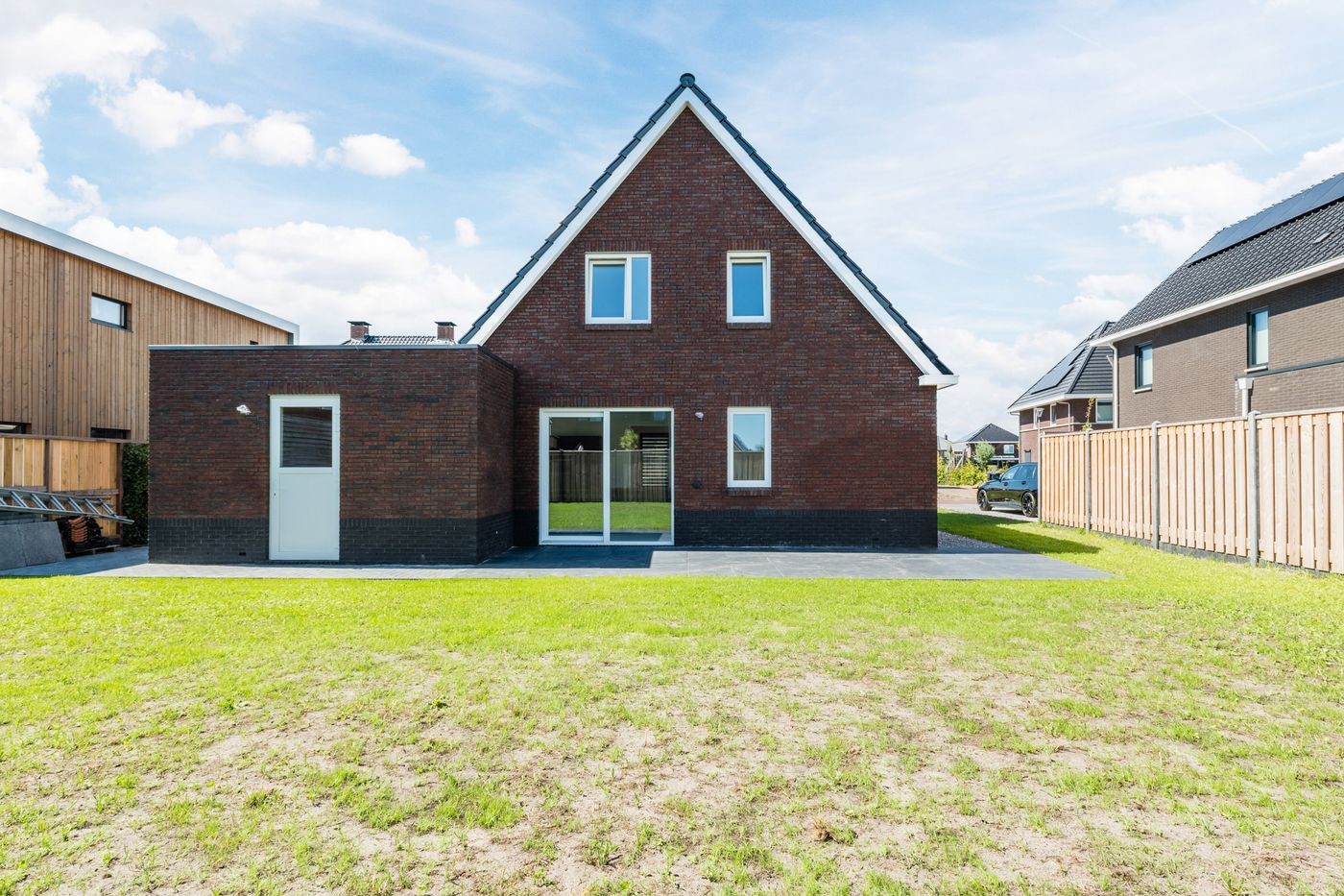 Woning te koop: Van der Veldelaan 3, Veendam