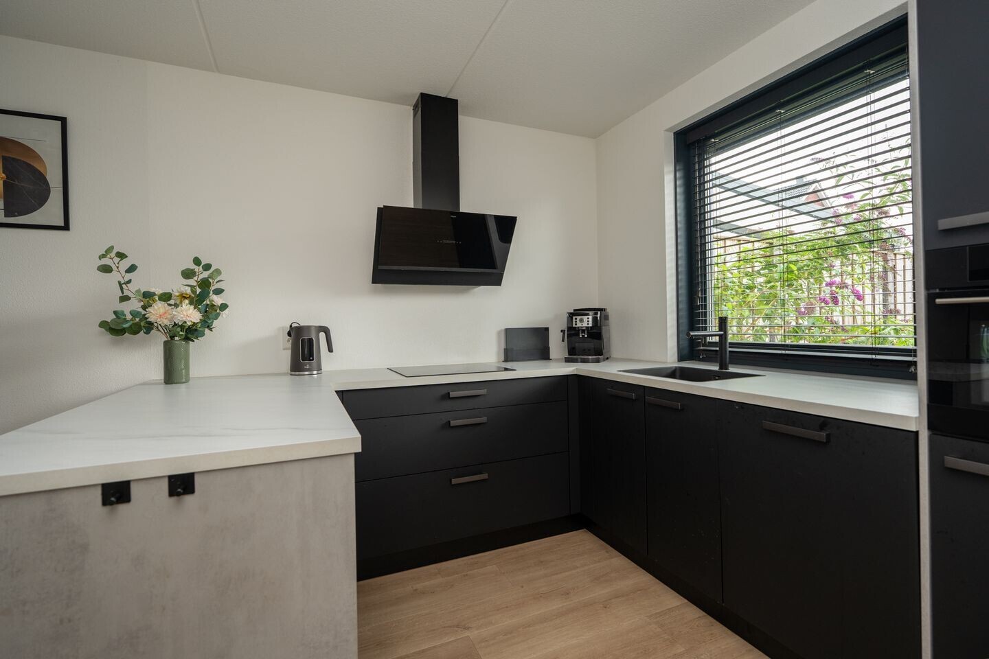 Twee-onder-één-kap te koop: Marten Klompienlaan 9, Veendam